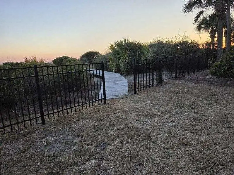 4ft Black Powder Coated Aluminum Fence (7)